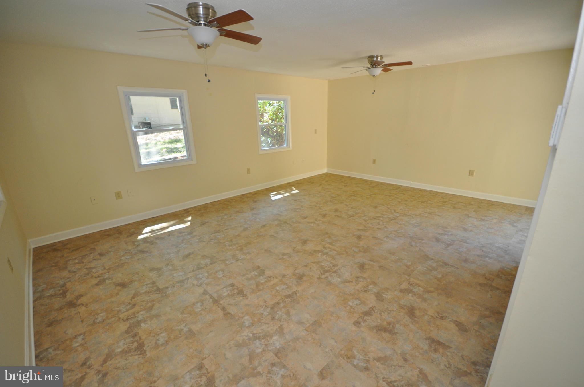 18314 Sharon Road Triangle, VA 22172 - Photo 12 of 30 a view of an empty room