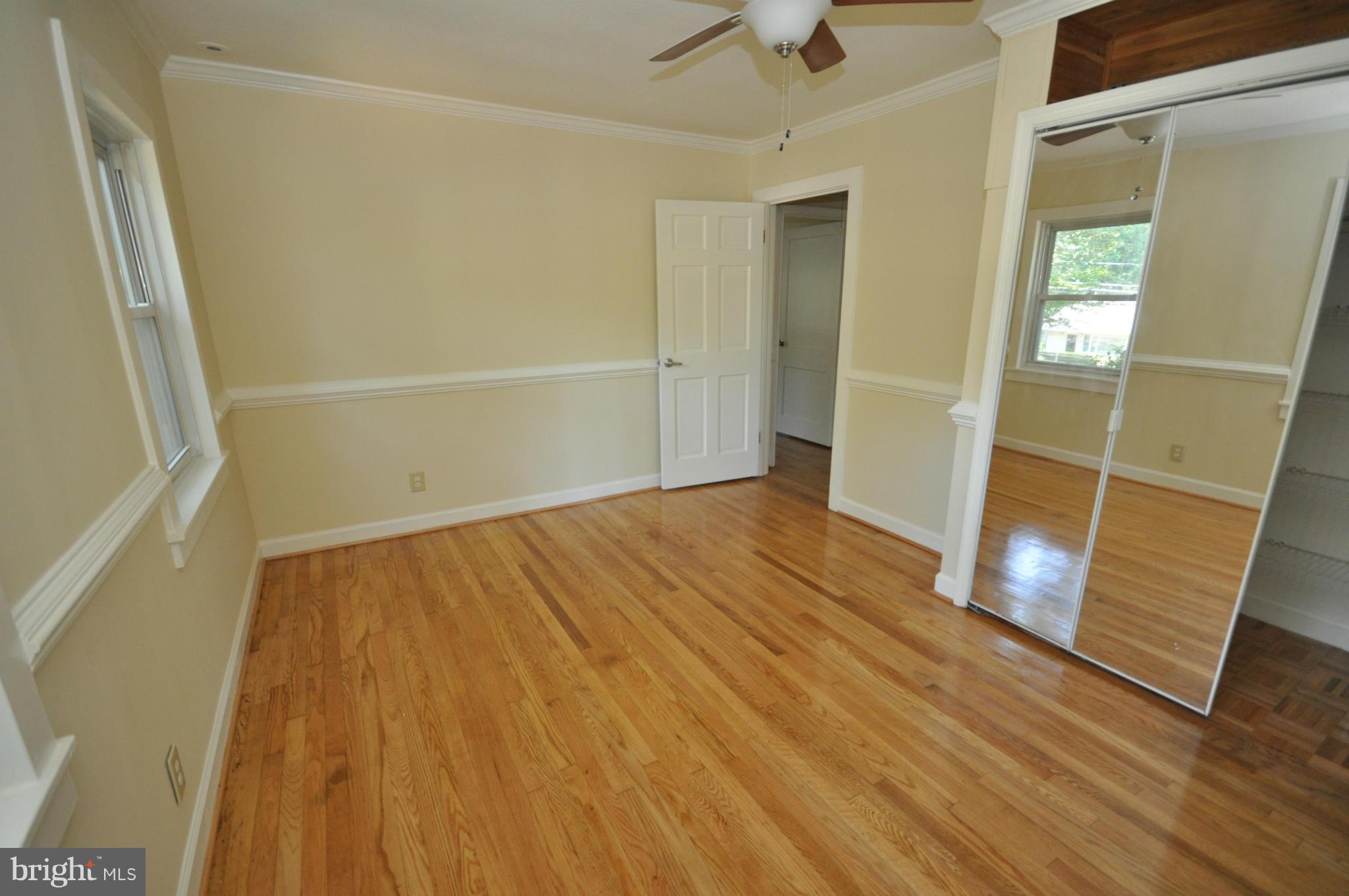 18314 Sharon Road Triangle, VA 22172 - Photo 17 of 30 wooden floor in an empty room