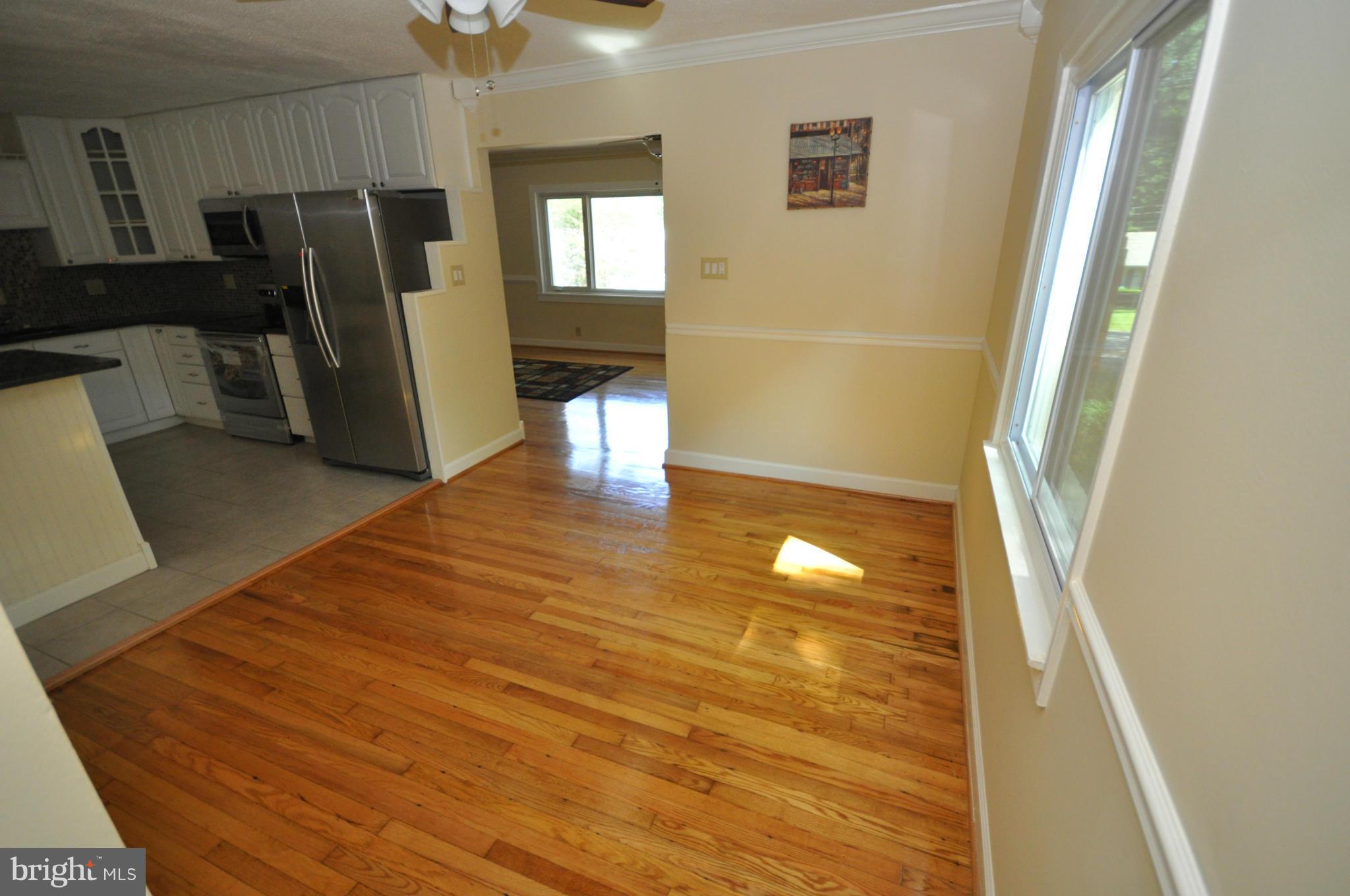 18314 Sharon Road Triangle, VA 22172 - Photo 20 of 30 a view of empty room with wooden floor