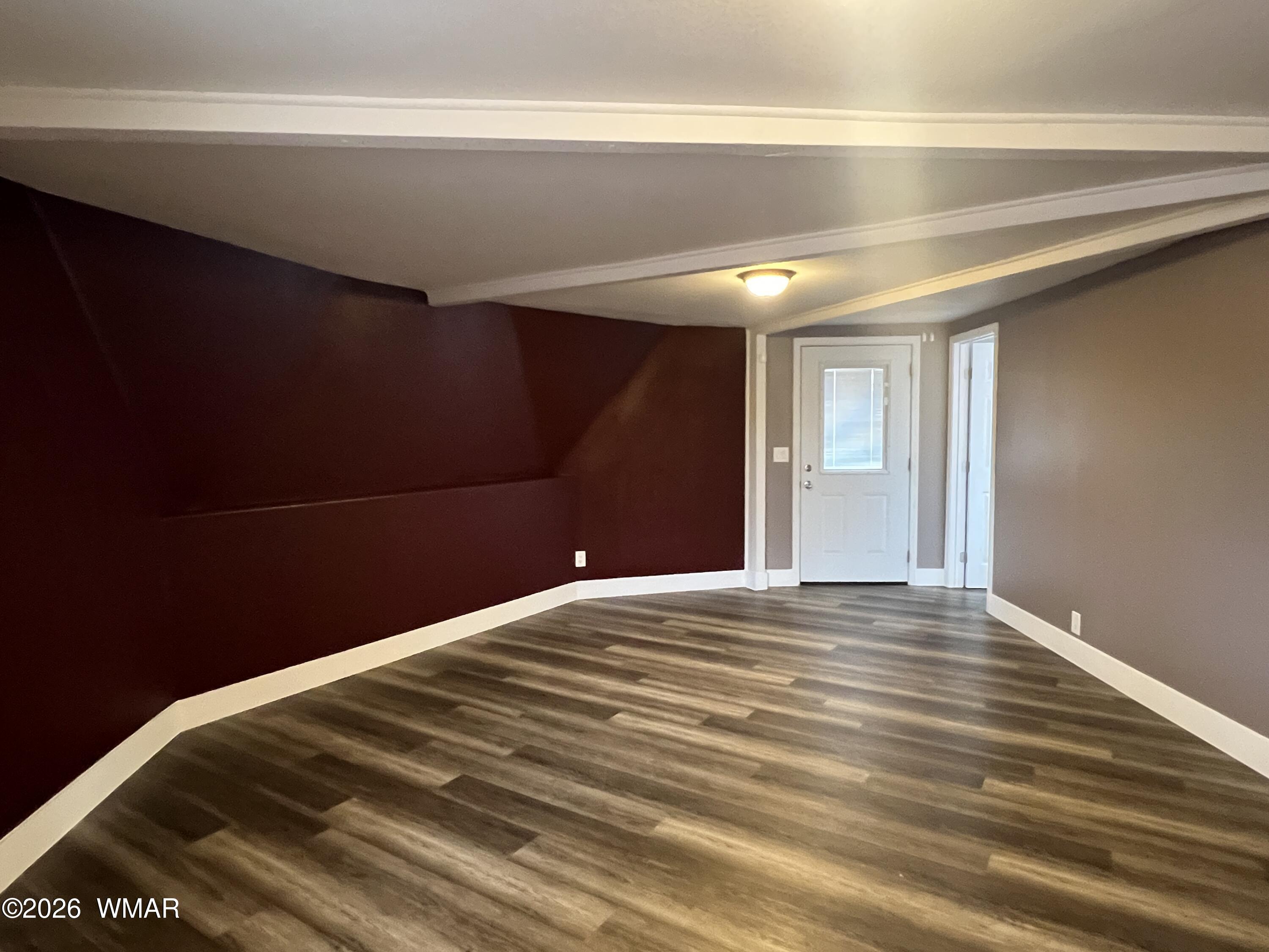 689 Old Woodruff Road Snowflake, AZ 85937 - Photo 4 of 40 Living Room