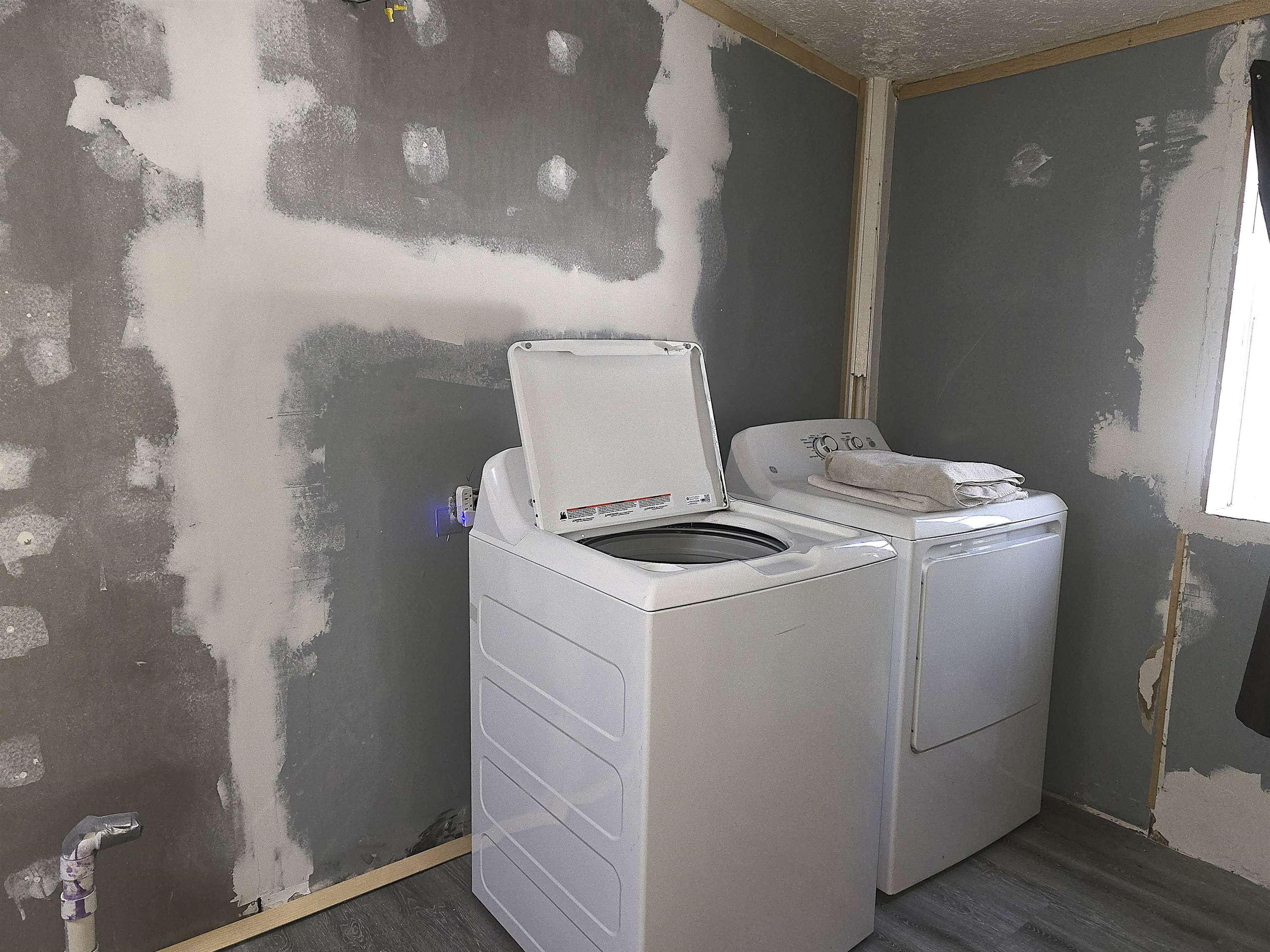 23 North Road Shelburne, NH 03581 - Photo 16 of 19