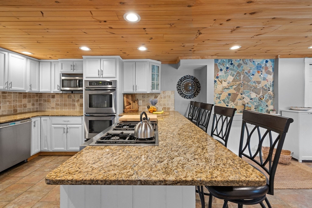 881 State Road Plymouth, MA 02360 - Photo 7 of 26 Gallery Image 7