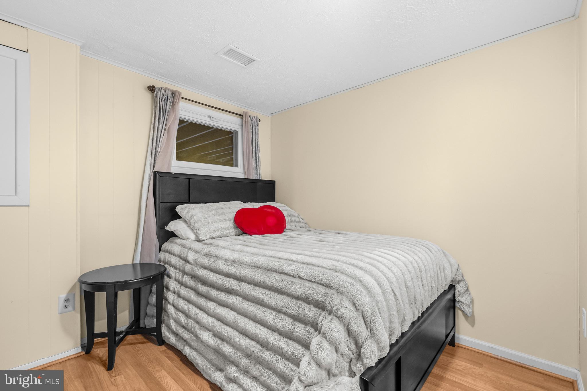 7730 Brandeis Way Springfield, VA 22153 - Photo 25 of 35