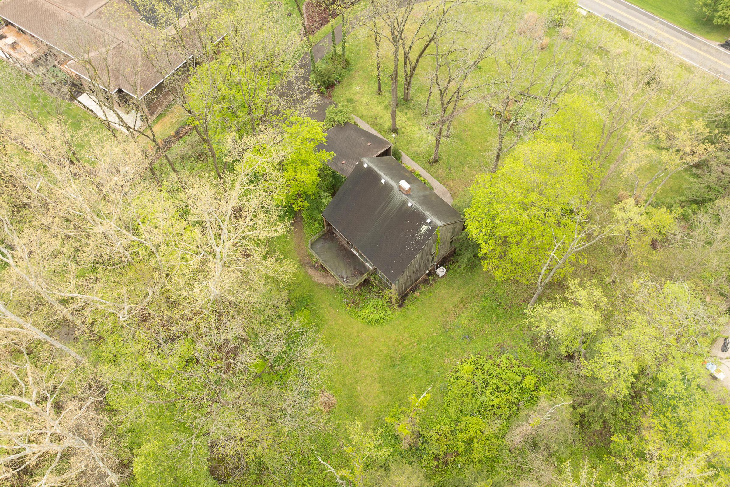 1484 Carriage Road Powell, OH 43065 - Photo 5 of 43 Gallery Image 5