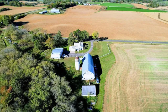 $289,000 | E4590 1390th Avenue, Ridgeland, WI 54763