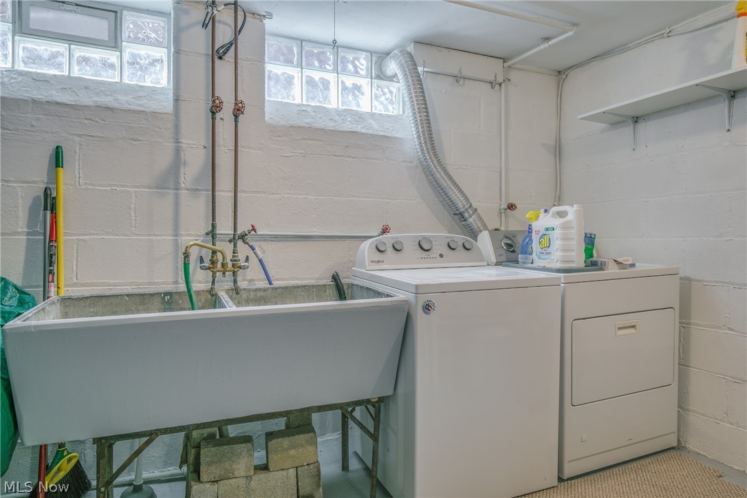 2408 Channing Road Cleveland, OH 44118 - Photo 28 of 35