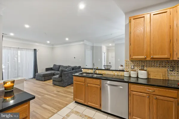 $493,000 | 6551 Grange Lane, Unit 202, Alexandria, VA 22315