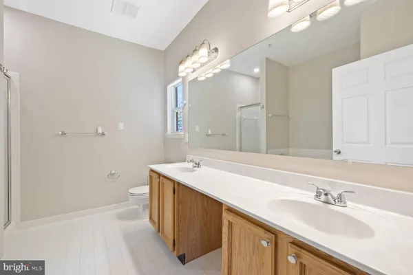 $493,000 | 6551 Grange Lane, Unit 202, Alexandria, VA 22315