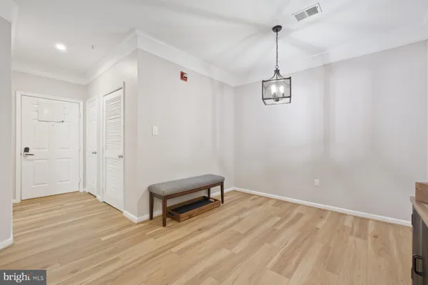 $493,000 | 6551 Grange Lane, Unit 202, Alexandria, VA 22315