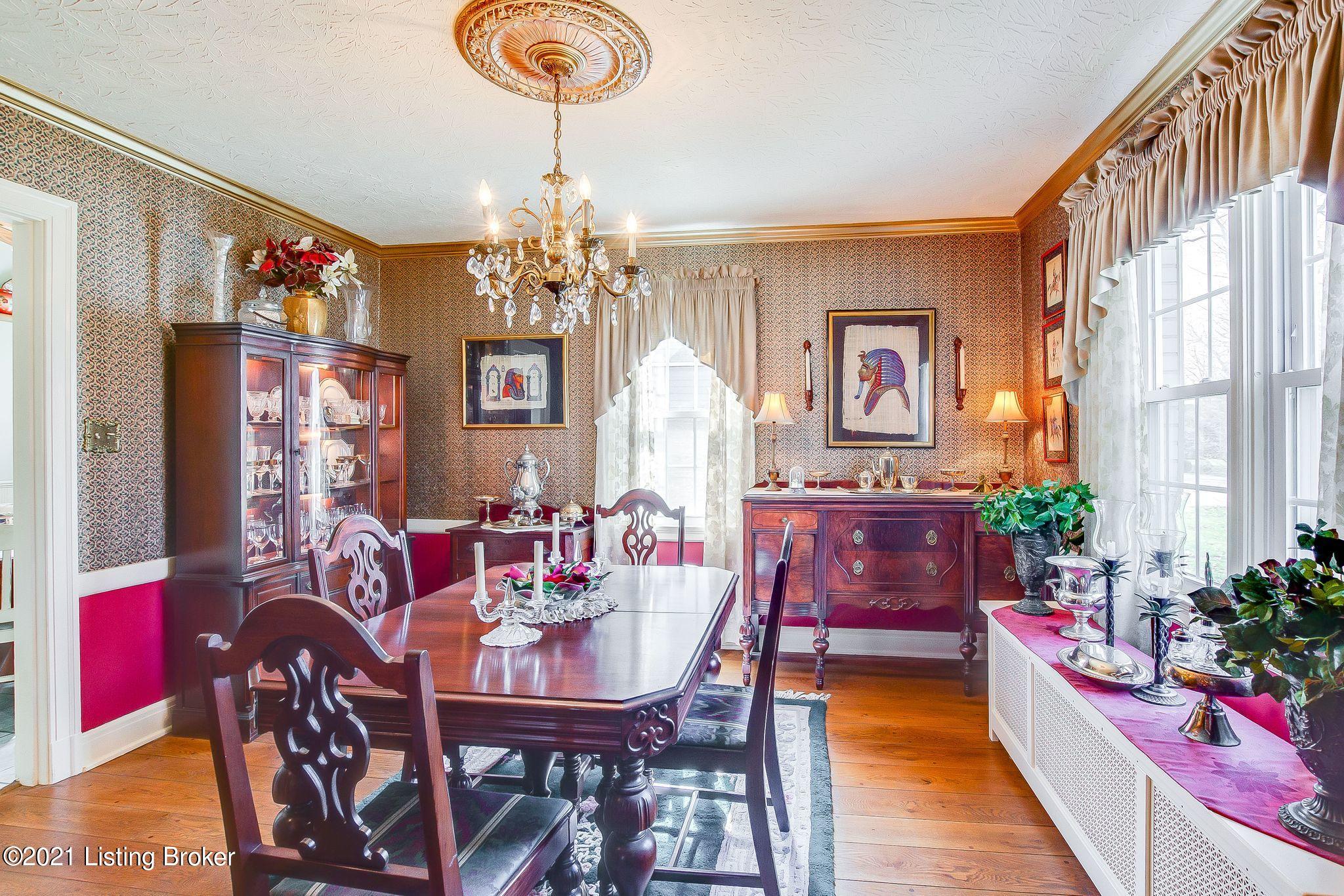 3307 Thrush Road Louisville, KY 40213 - Photo 6 of 27 Dining Room