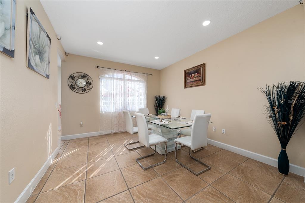 1709 Bridgeview Circle Orlando, FL 32824 - Photo 13 of 45