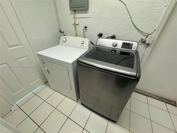 $3,995 | 9574 Northwest 19th Place, Sunrise, FL 33322
