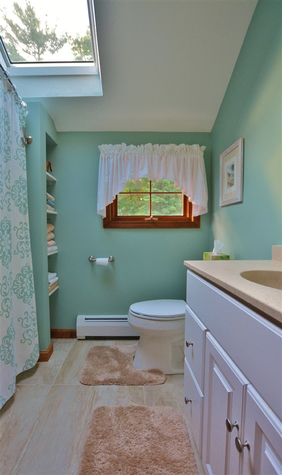 116 Warner Hill Road Derry, NH 03038 - Photo 20 of 22