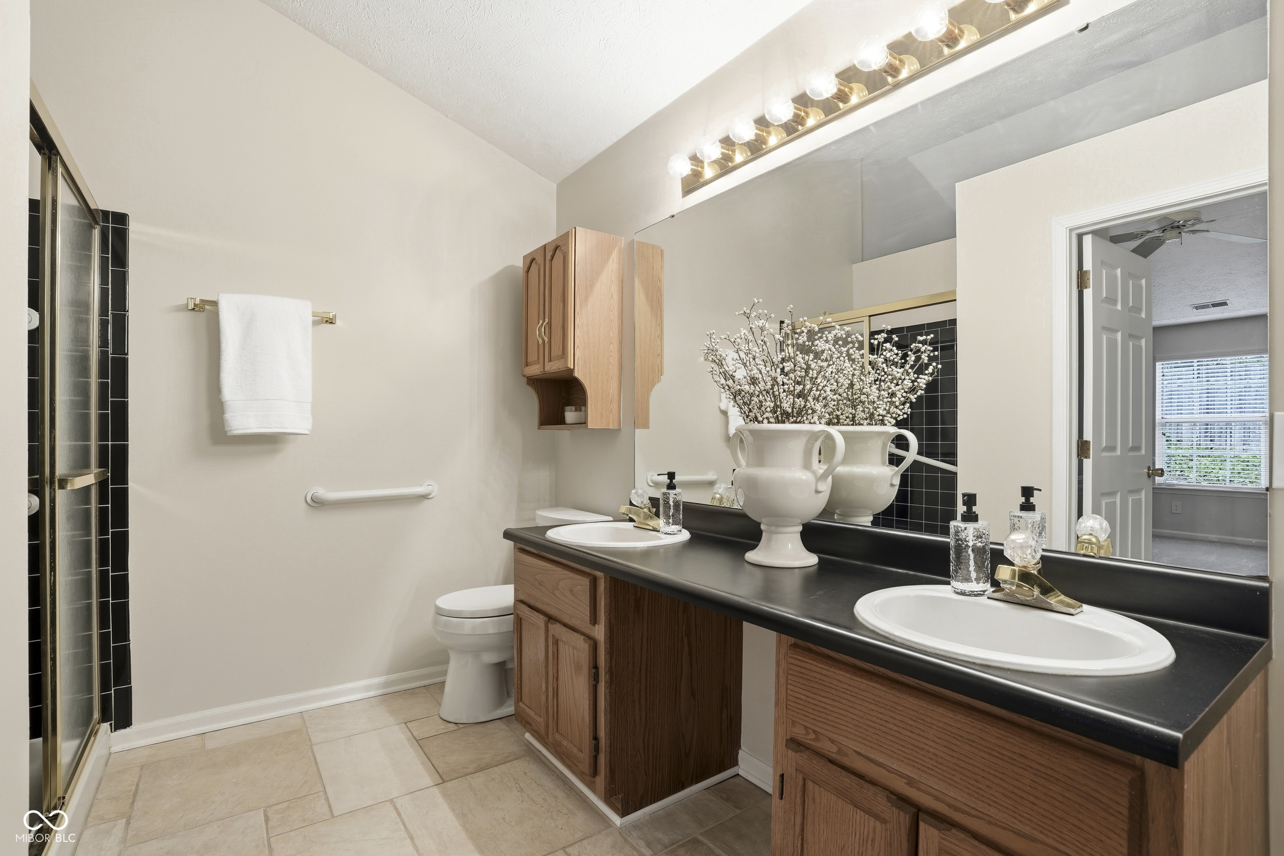 9652 Pine Ridge E Drive Fishers, IN 46038 - Photo 12 of 22