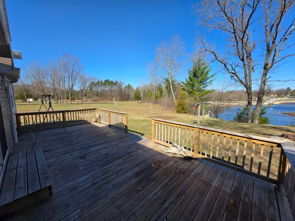$265,000 | 1471 East Beechwood Lane, White Cloud, MI 49349
