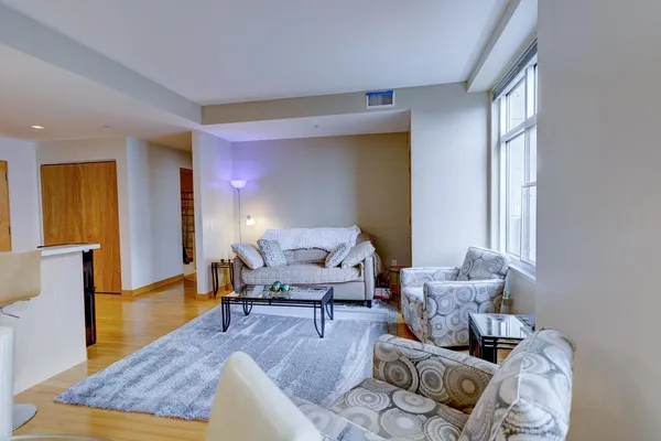 $429,900 | 309 West Washington Avenue, Unit 606, Madison, WI 53703