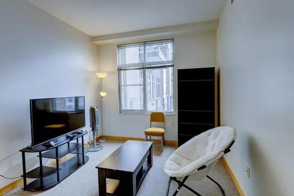 $429,900 | 309 West Washington Avenue, Unit 606, Madison, WI 53703