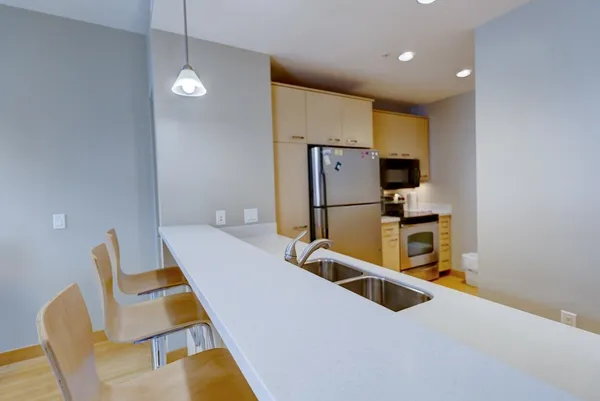 $429,900 | 309 West Washington Avenue, Unit 606, Madison, WI 53703