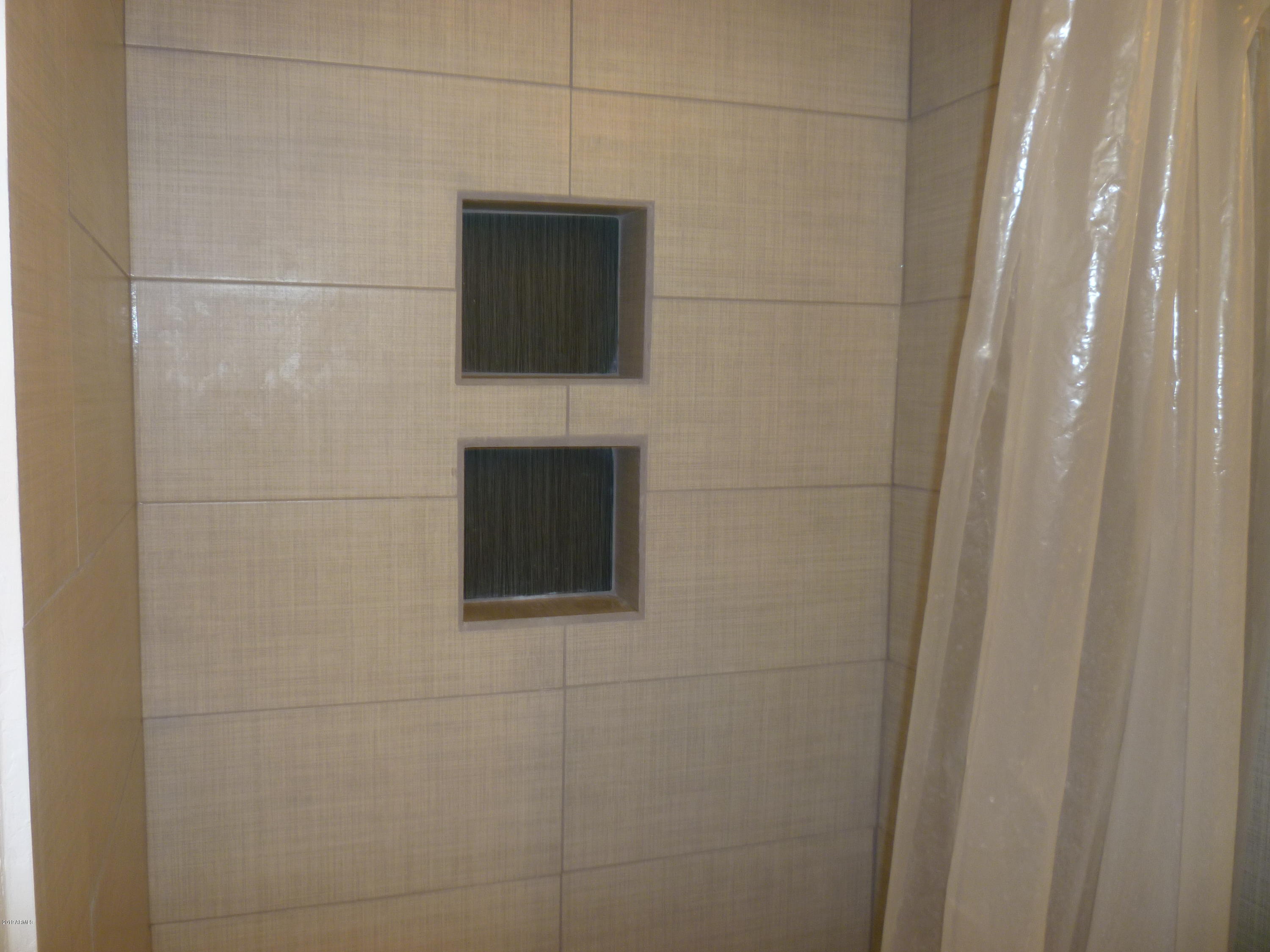 3054 West Cactus Road Phoenix, AZ 85029 - Photo 19 of 31 MASTER BATHROOM