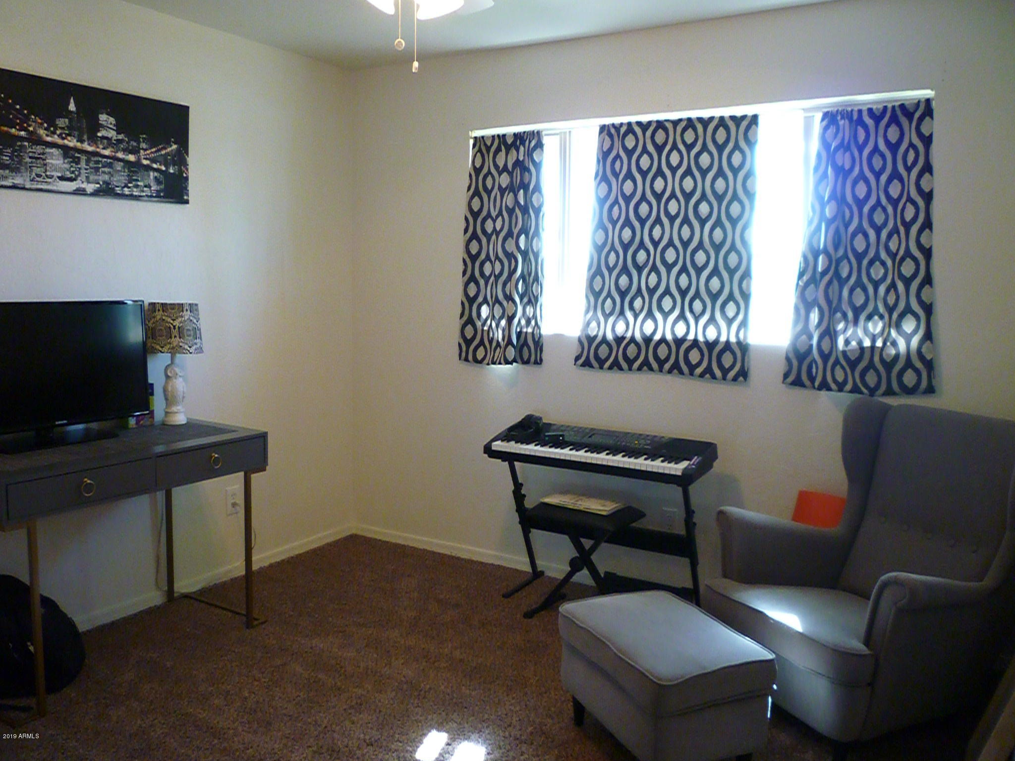 3054 West Cactus Road Phoenix, AZ 85029 - Photo 21 of 31 BEDROOM 3