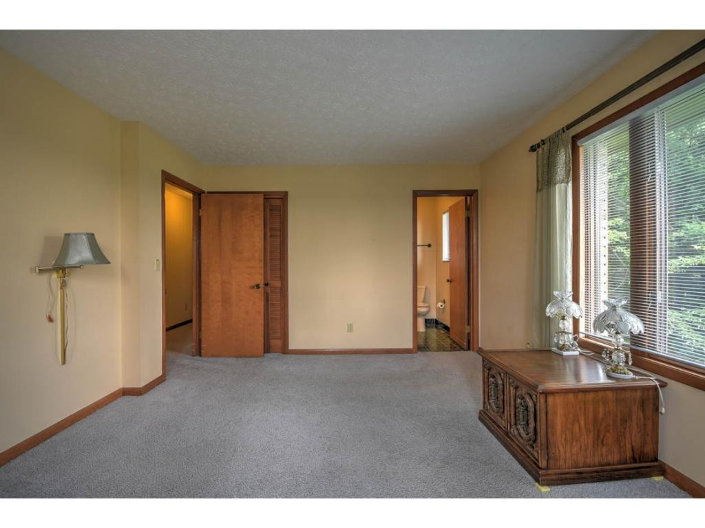 4756 Edens View Road Kingsport, TN 37664 - Photo 17 of 36 Photo 17