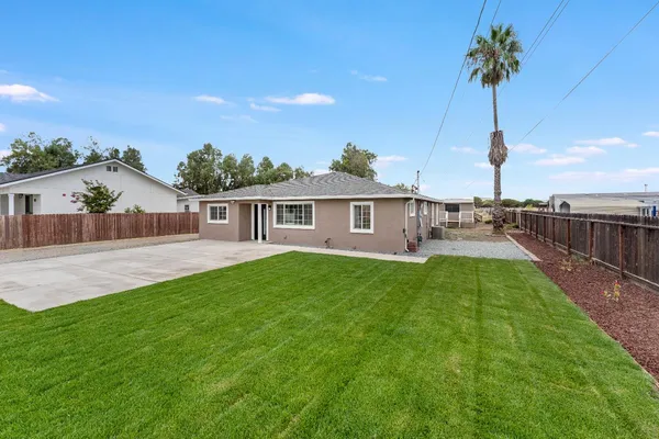 $1,095,000 | 21701 Corral Hollow Road, Tracy, CA 95304