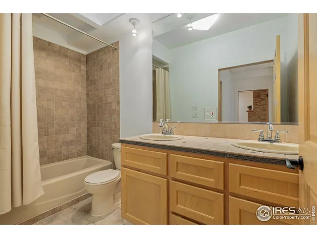 $1,399,000 | 11042 North St Vrain Drive, Lyons, CO 80540