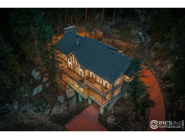 $1,399,000 | 11042 North St Vrain Drive, Lyons, CO 80540