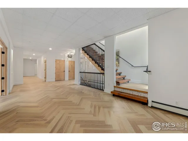 $1,399,000 | 11042 North St Vrain Drive, Lyons, CO 80540