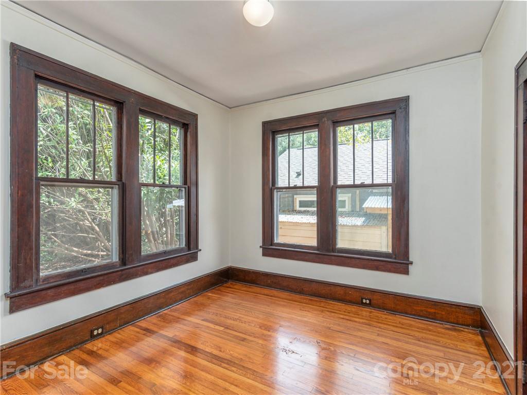 12 Ramoth Road Asheville, NC 28804 - Photo 9 of 14 Gallery Image 9