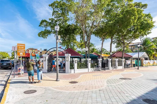 $1,375,000 | 67 Northeast 44th Street, Miami, FL 33137