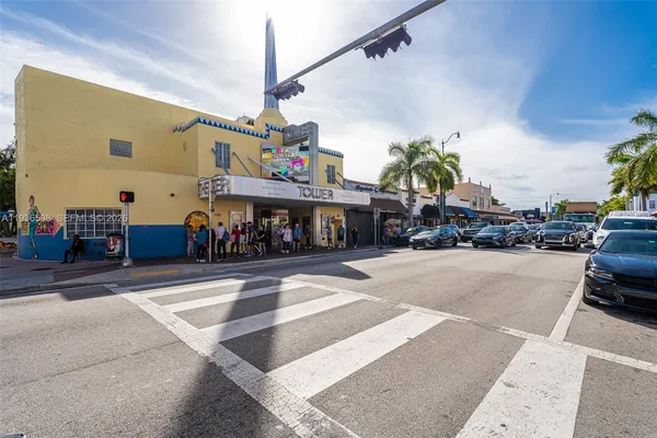 $1,375,000 | 67 Northeast 44th Street, Miami, FL 33137