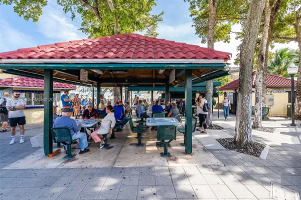 $1,375,000 | 67 Northeast 44th Street, Miami, FL 33137
