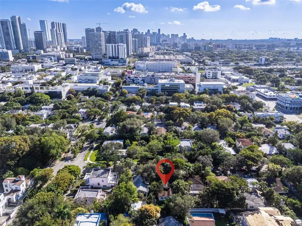 $1,375,000 | 67 Northeast 44th Street, Miami, FL 33137