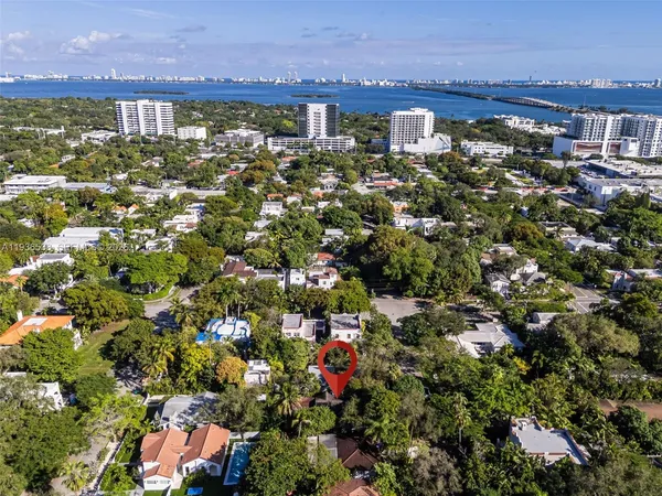 $1,375,000 | 67 Northeast 44th Street, Miami, FL 33137