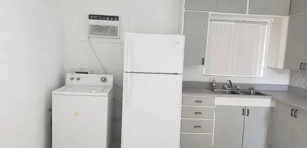 $240,000 | 1111 South 10th Avenue, Safford, AZ 85546