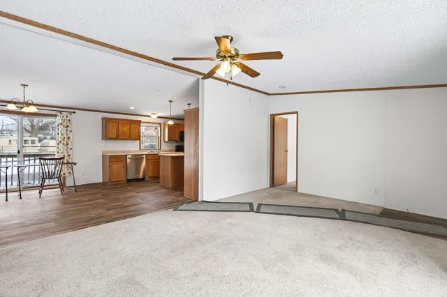 $100,000 | 901 Hamlet Circle, Lakeville, MN 55044