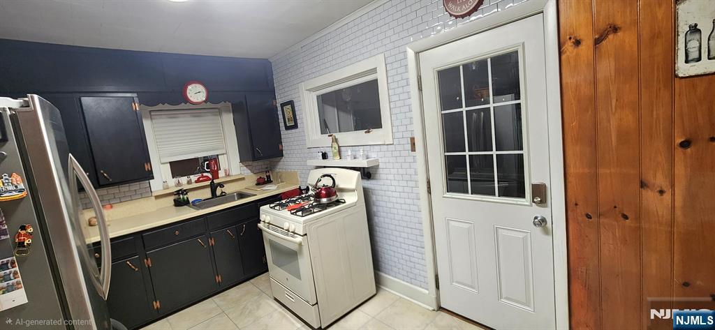 619 Warren Street Harrison, NJ 07029 - Photo 3 of 12