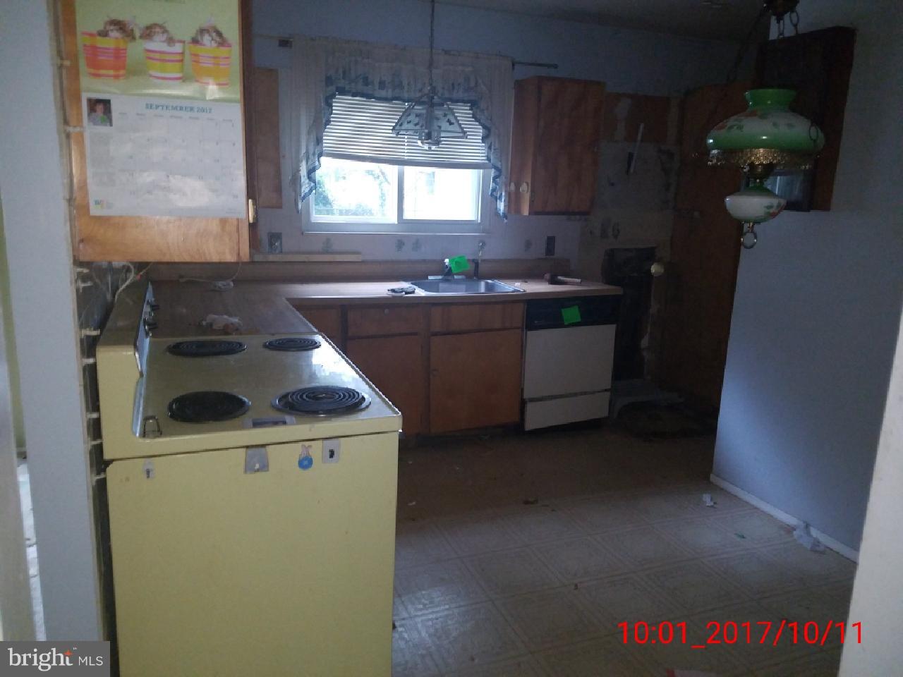 2106 Rolling Rd. Baltimore, MD 21244 - Photo 5 of 16