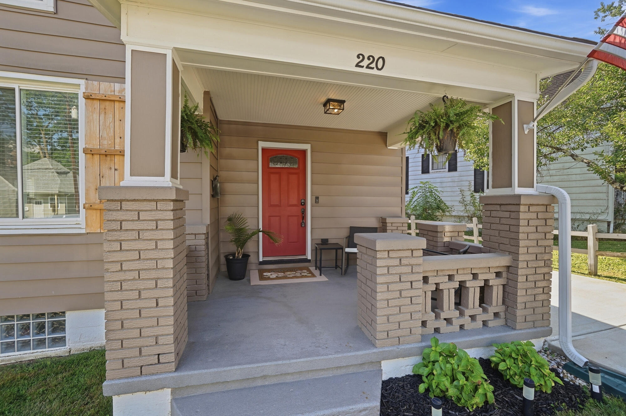 220 Montclair Avenue Covington, KY 41016 - Photo 3 of 43 019