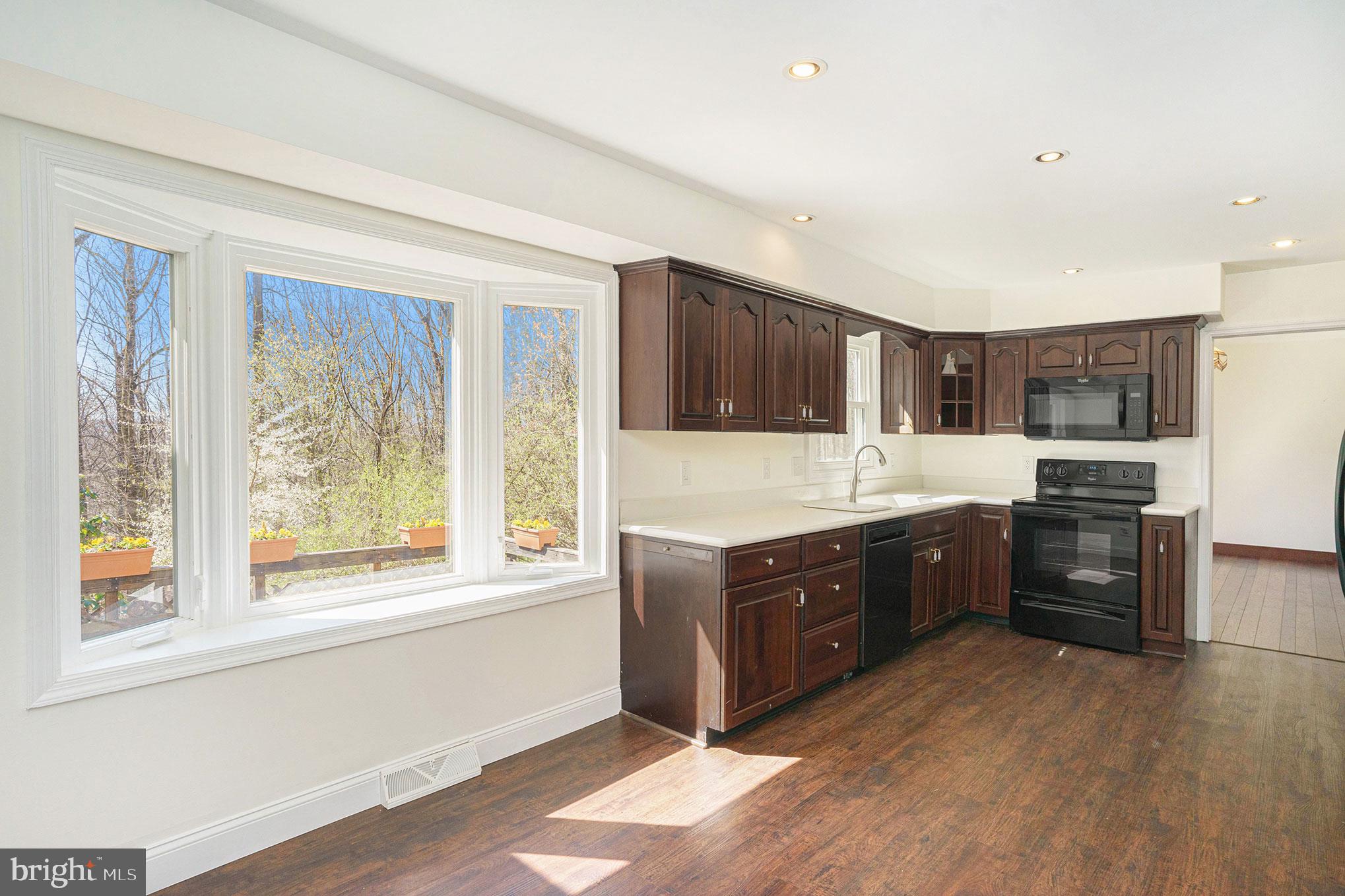 36 Blakely Road Downingtown, PA 19335 - Photo 13 of 37 Gallery Image 13