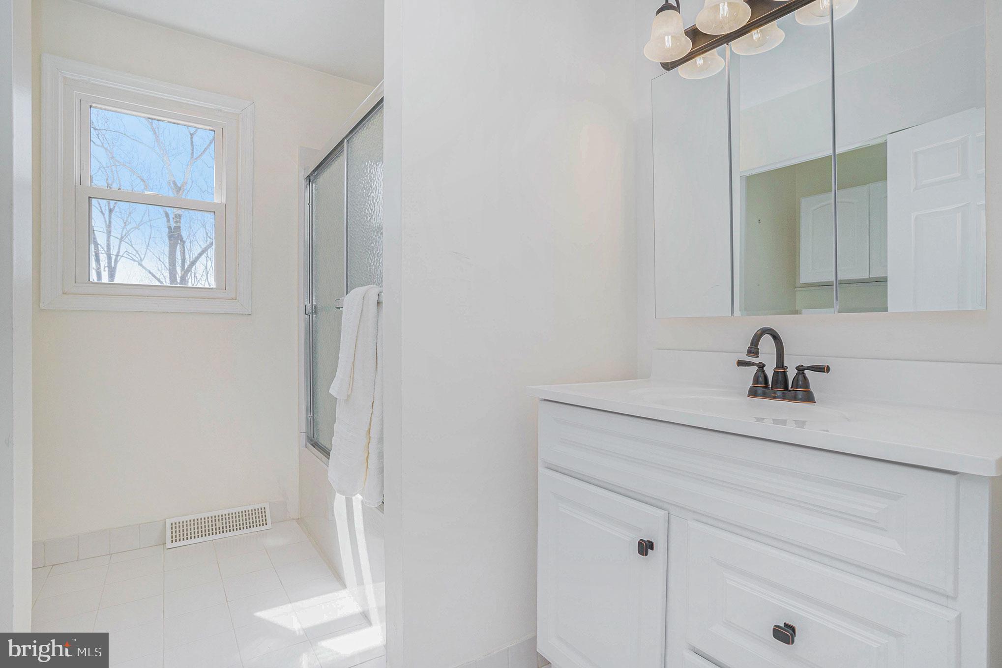 36 Blakely Road Downingtown, PA 19335 - Photo 17 of 37 Gallery Image 17