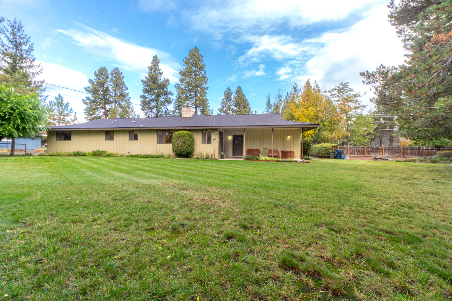 1005 Northeast Butler Market Road Bend, OR 97701 - Photo 34 of 43 1005-005