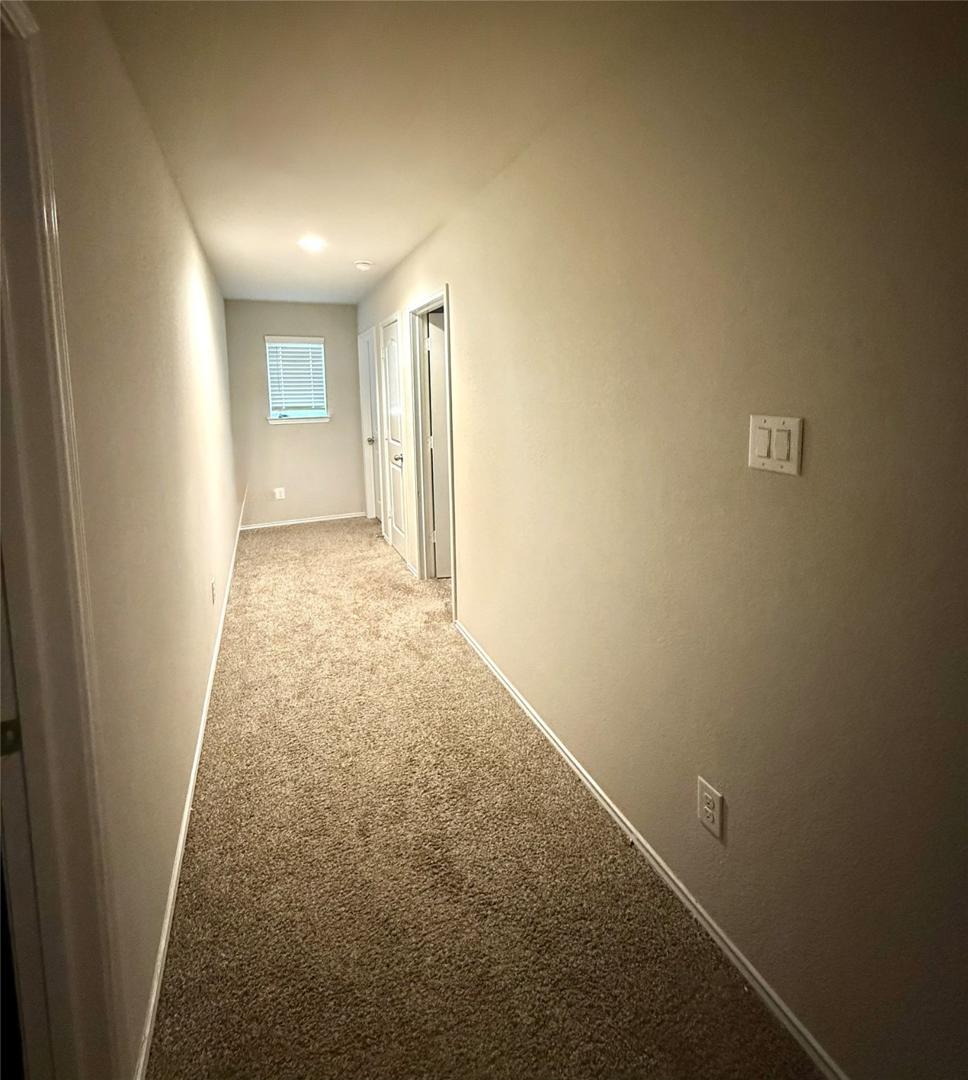 15418 Rancho Plata Drive Channelview, TX 77530 - Photo 18 of 20 an empty room with windows