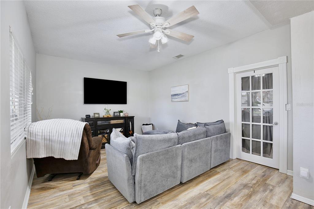 32104 Harris Road Tavares, FL 32778 - Photo 10 of 51