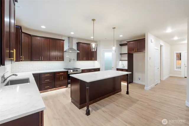 $899,950 | 6808 Kyodi Court Southeast, Olympia, WA 98501