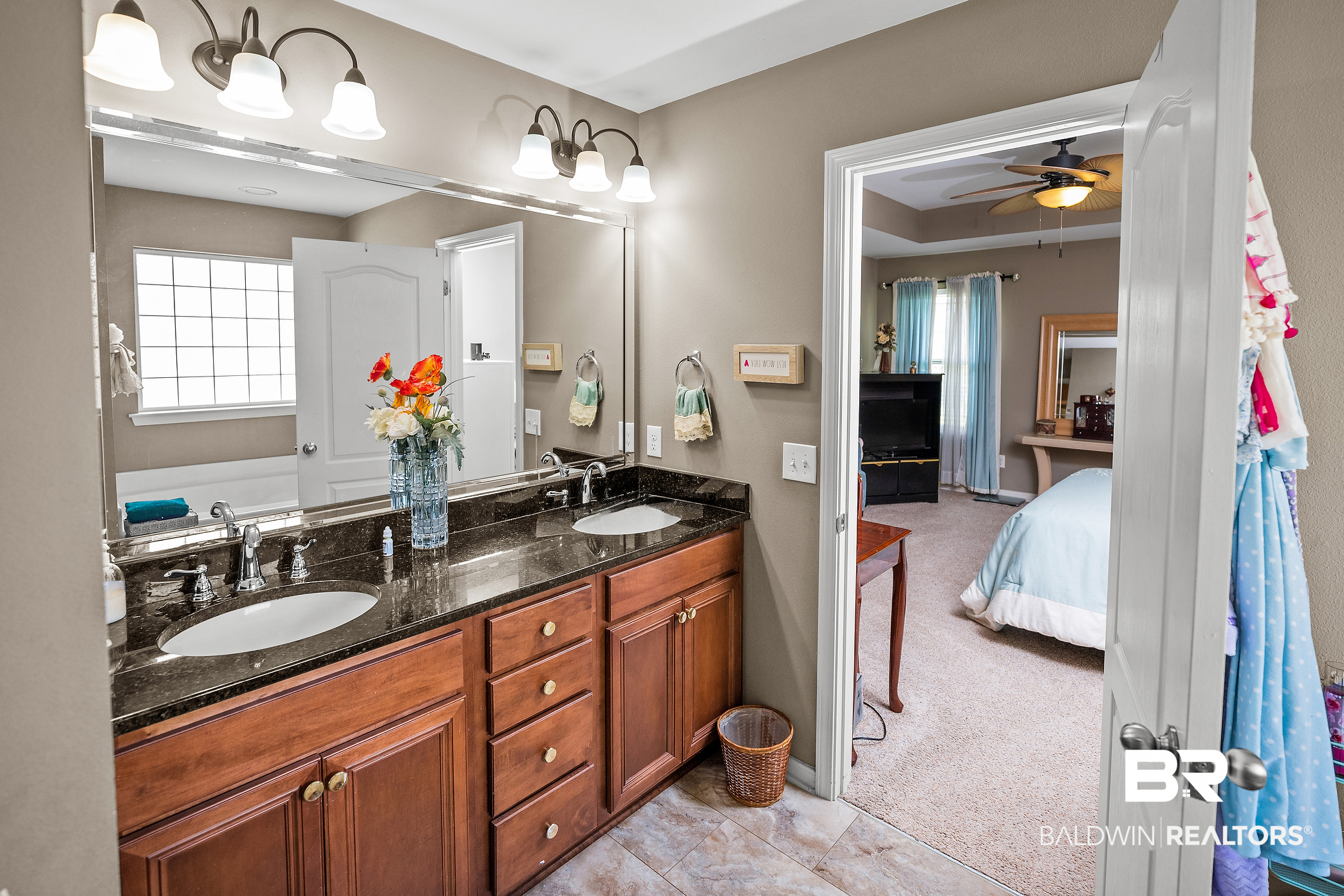 231 Meadow Run Loop East Foley, AL 36535 - Photo 21 of 46 Master Bath