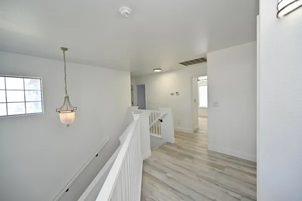 $699,900 | 878 North Ash Avenue, Clovis, CA 93611