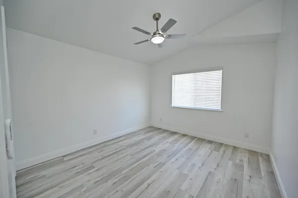 $699,900 | 878 North Ash Avenue, Clovis, CA 93611