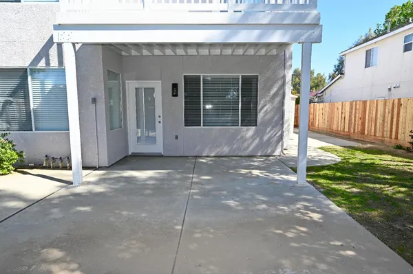 $699,900 | 878 North Ash Avenue, Clovis, CA 93611
